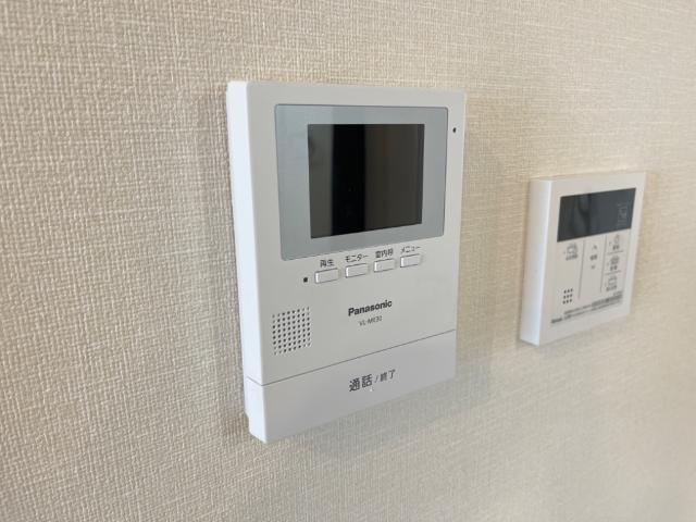サウザンドリーフ203号室 カメラ付インターホン