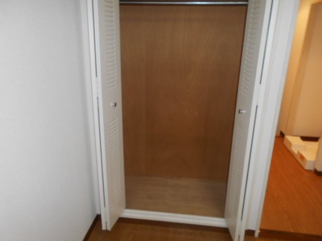 グリフィン横浜7階 収納