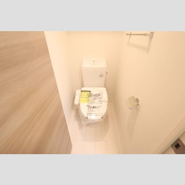 オークス207号室 温水洗浄便座