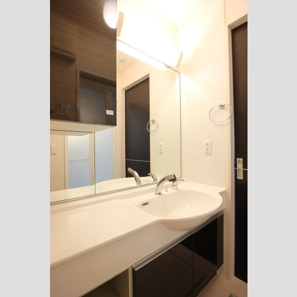 ピアチェーレ　Ⅰ101号室 洗髪洗面化粧台