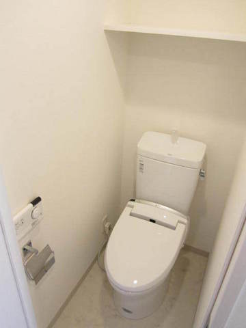 グランド・ガーラ桜木町駅前7階 トイレはウォシュレット付き