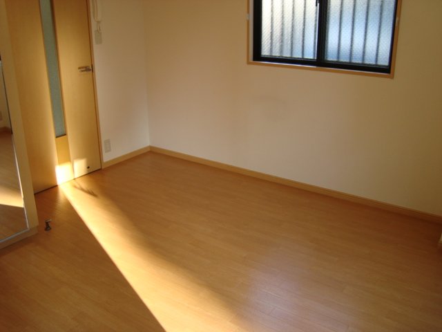 アンディ湘南 洋室