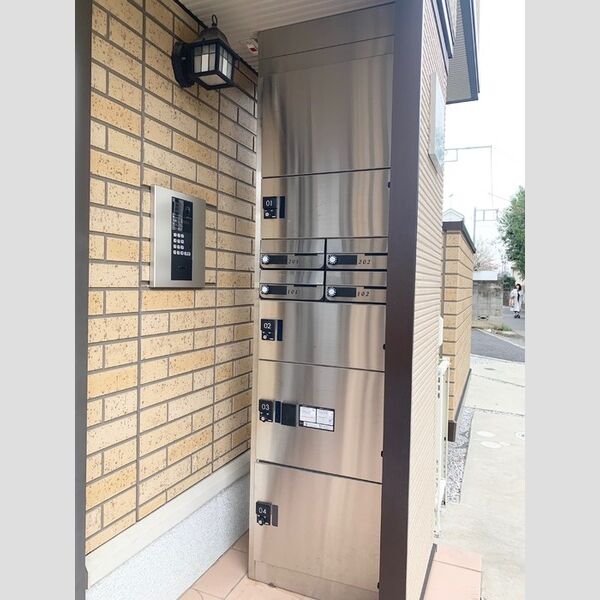 S-Life Garden202号室 郵便ポスト・宅配ボックス
