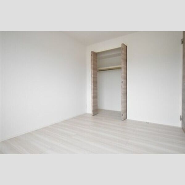 クレセント C201号室 収納とその他部屋の様子