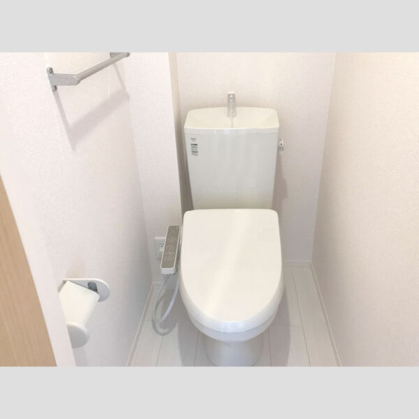 confort(コンフォール)205号室 温水洗浄暖房便座トイレ