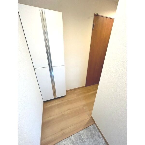 Ambition永田北305号室 玄関