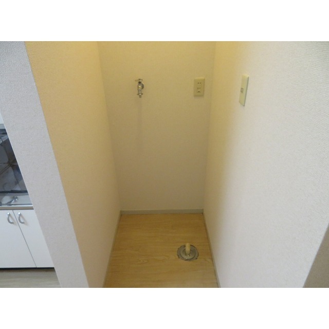 メゾン・アメニテ 洗濯機置き場