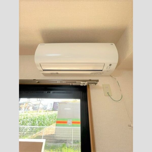 フレグランス102号室 新品交換