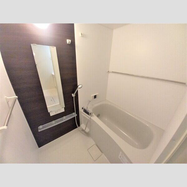 アンクレージュ202号室 バス