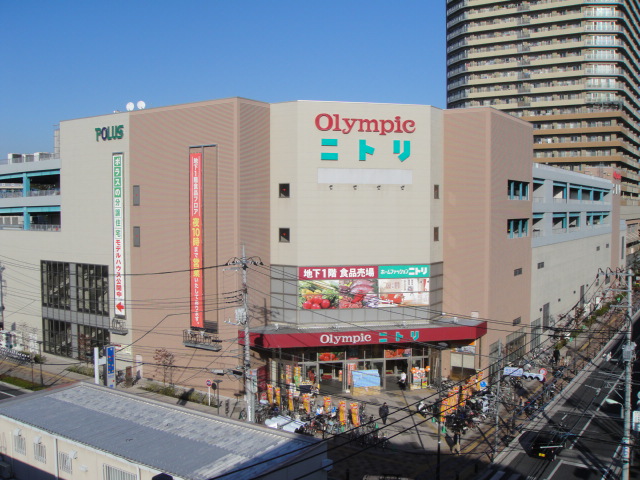 クレストール武蔵浦和 ショッピングセンターまで670ｍ