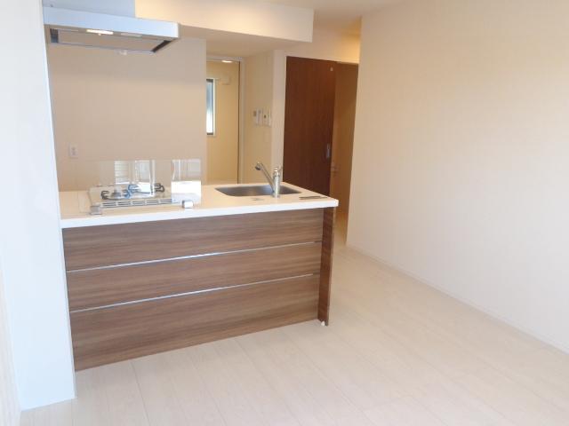 コンフィード リビング