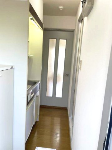 グランドール日野202号室 内観