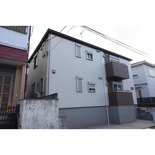 ラディアン横浜 外観