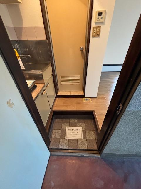 リバーメゾン狛江(旧第六ハイツ三正) 玄関