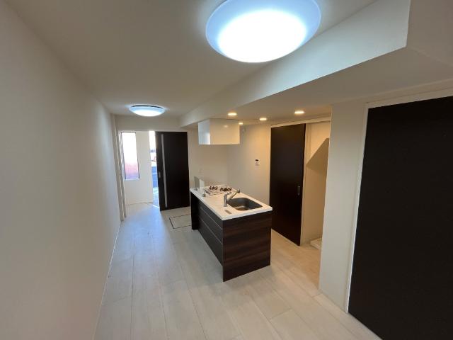 サンセット　ヒルズ（Sunset Hills） リビング