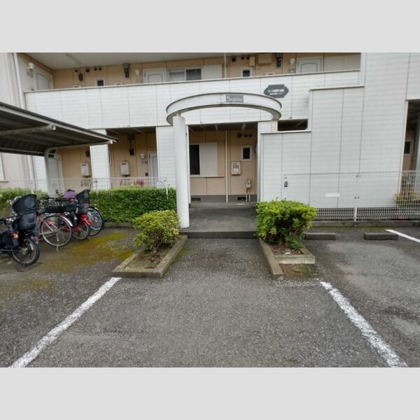 グレース田喜野井　Ⅲ番館206号室 エントランス