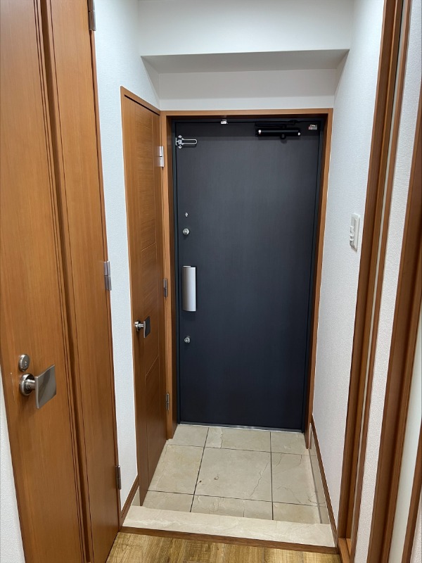 リリエンベルグ目白壱番館7階 玄関