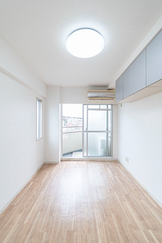 パレドール八王子5階 内観