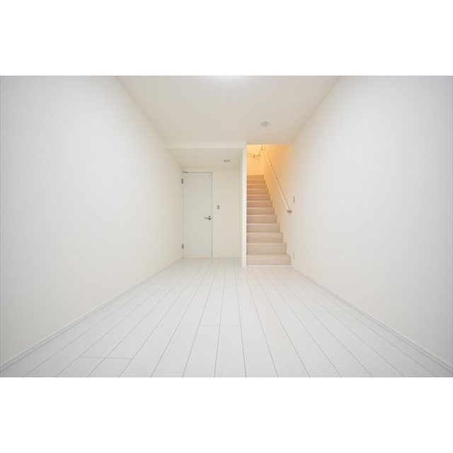 ル・クール渋谷本町0102号室 内観