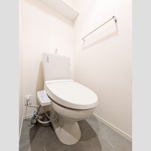 ラ シュエット202号室 温水洗浄暖房便座