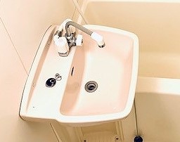 レオパレススペランサ明花 内観