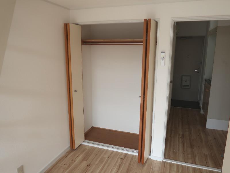 バードヒルズ2階 収納