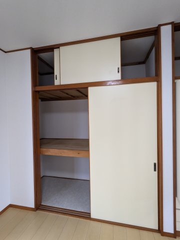 綱島西４丁目戸建て 収納