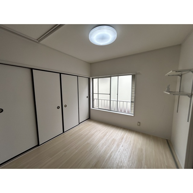 サンシャインハイツカジワラ205号室 内観