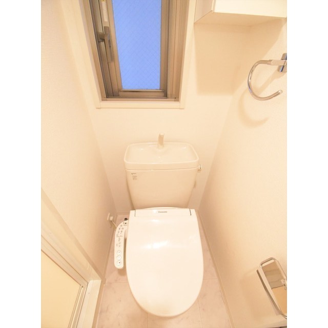 アジールコート中野坂上0601号室 内観