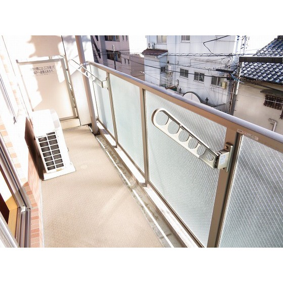 ロイヤルヒルズ浦和0305号室 バルコニー