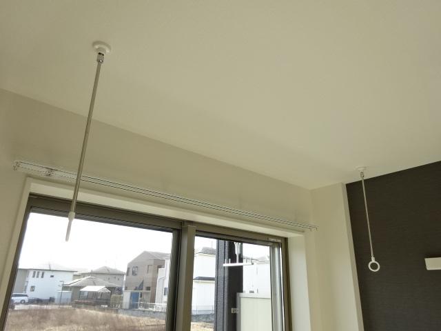 prunier（プリュニエ）107号室 室内物干（イメージ）