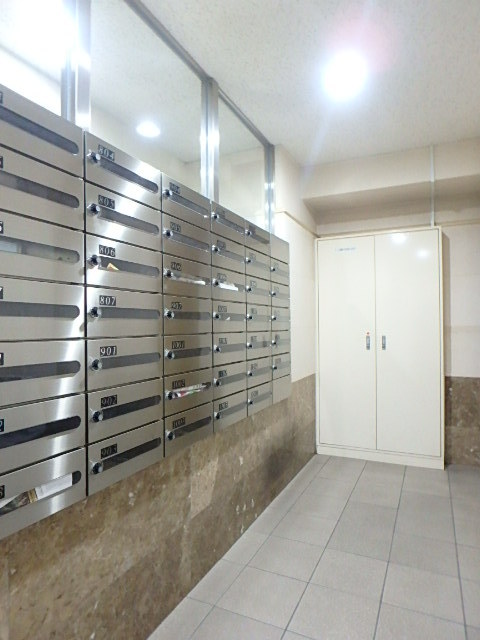 ベスト伊勢佐木長者町4階 メールボックス