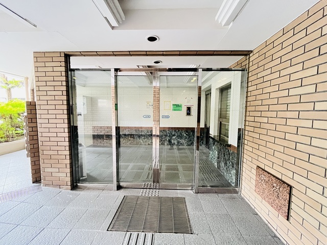 グランジュール南常盤台0301号室 エントランス