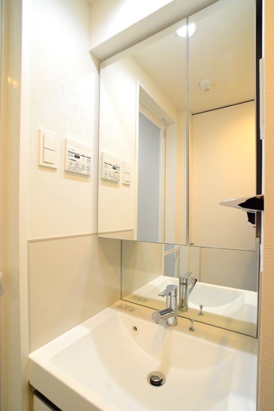 ステージグランデ新中野アジールコート4階 洗面