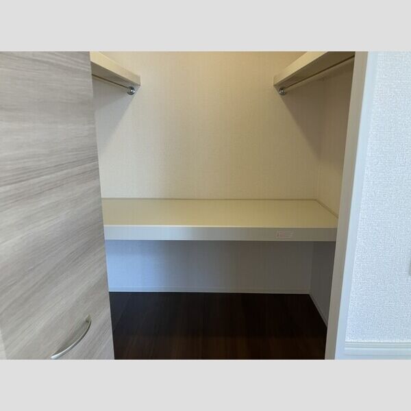 シュエット301号室 ウォークインクローゼット