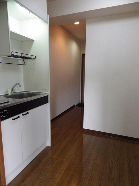 ＧＳ丸岡ビル0301号室 キッチンスペース