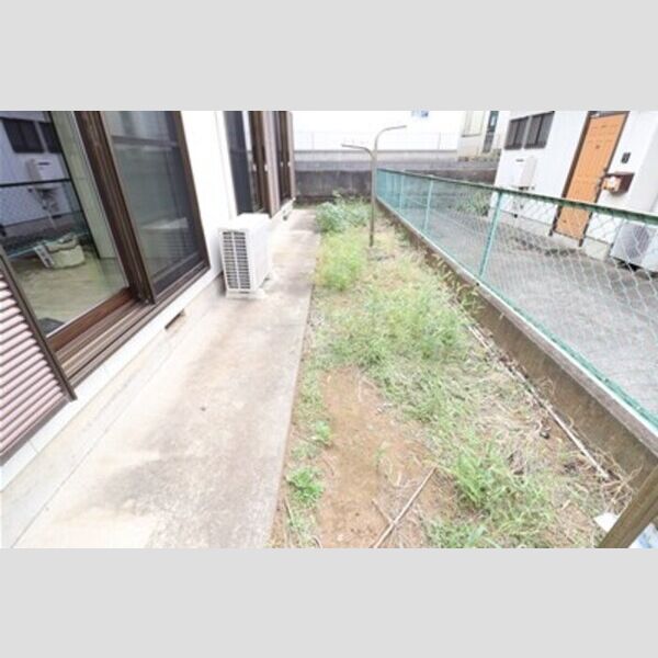 ブルーウェル　2号棟001号室 テラス