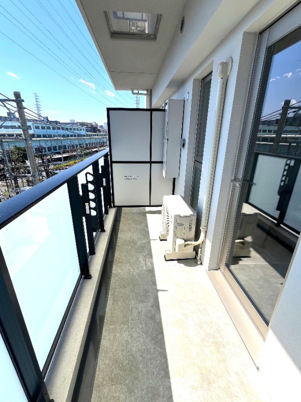 ルフォンリヴェント板橋西台4階 バルコニー