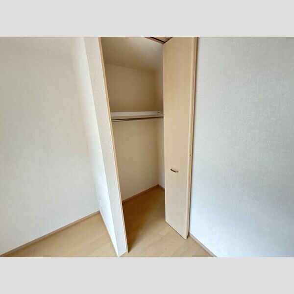 かのえハイム クローゼット