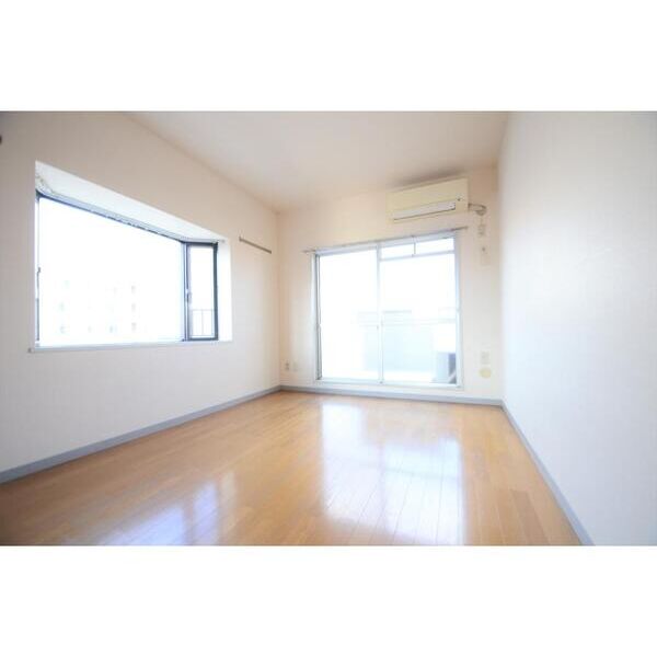 ルミエール堀切503号室 リビング