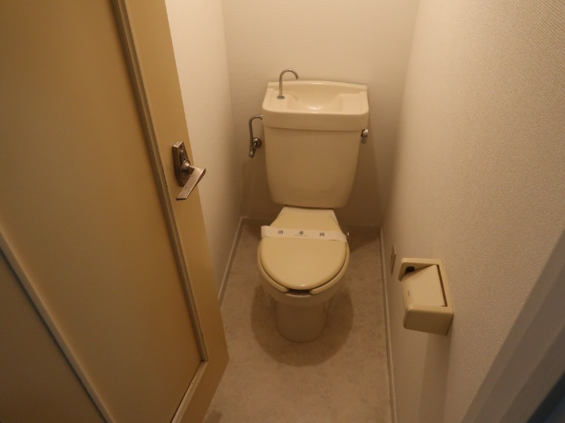 グリーンハイツ朝霞1階 トイレ