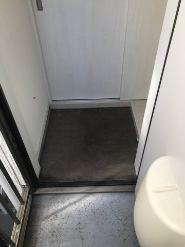 ROSETTE103号室 玄関