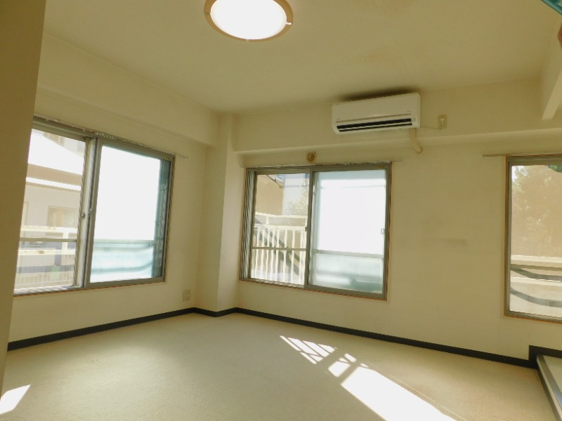 パティオ市ヶ尾2階 フローリングのお部屋