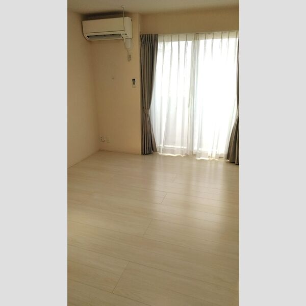 ベルフィーヌ東船橋 リビング