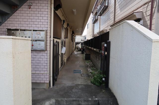 ヴィラ八幡 エントランス