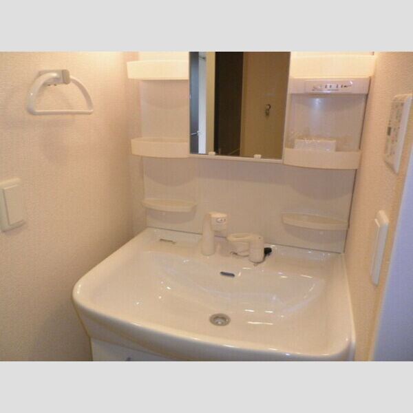 アンソレイユ101号室 洗面台