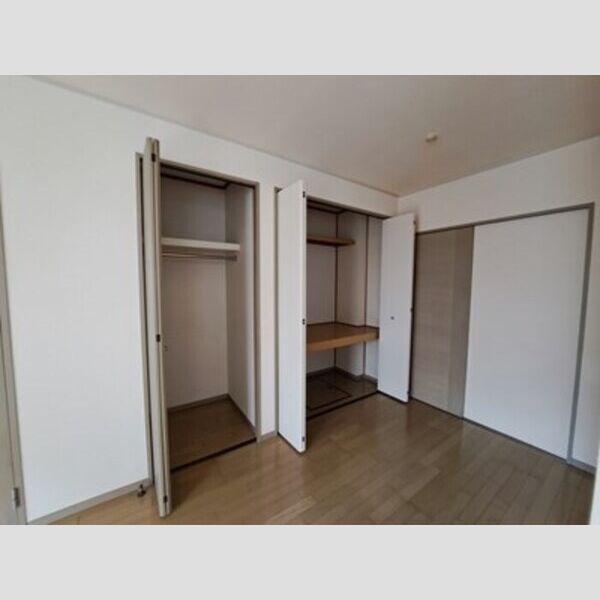 ボナール弘明寺　B 収納