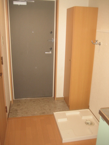 ヴィトレスク0502号室 玄関