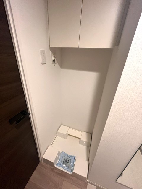 ＦＯＲＥＳＴＡ湊町6階 洗濯機置き場
