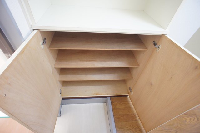 ブロードフラット0106号室 同タイプ別部屋写真です。現況優先